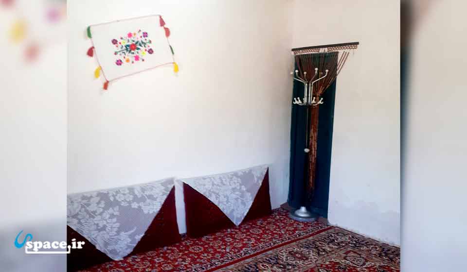 نمای داخلی اتاق های اقامتگاه بوم گردی چهارمازو - کلاله - روستای چهارمازو